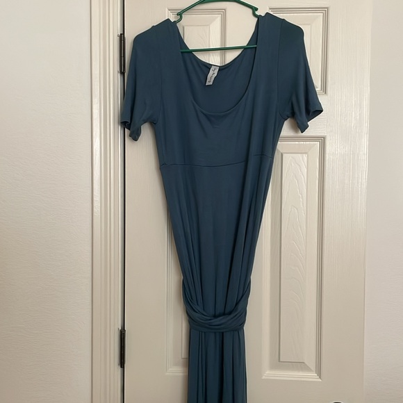 Sexy Mama Maternity Dress for photoshoot size small - Picture 4 of 11
